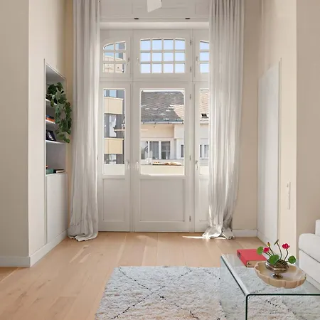 Apartament Steps From The Basilica Stylish 2br Hideaway