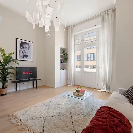 Apartament Steps From The Basilica Stylish 2br Hideaway