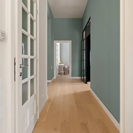 Steps From The Basilica Stylish 2br Hideaway * Budapesta