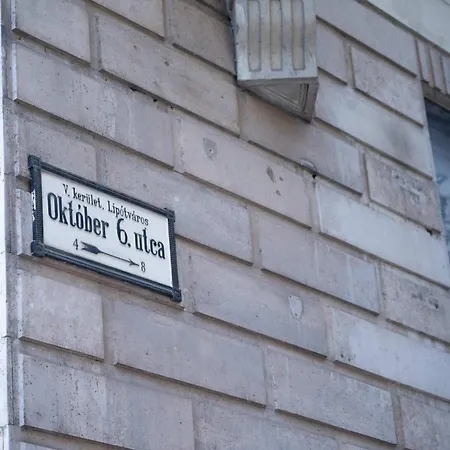 Steps From The Basilica Stylish 2br Hideaway *